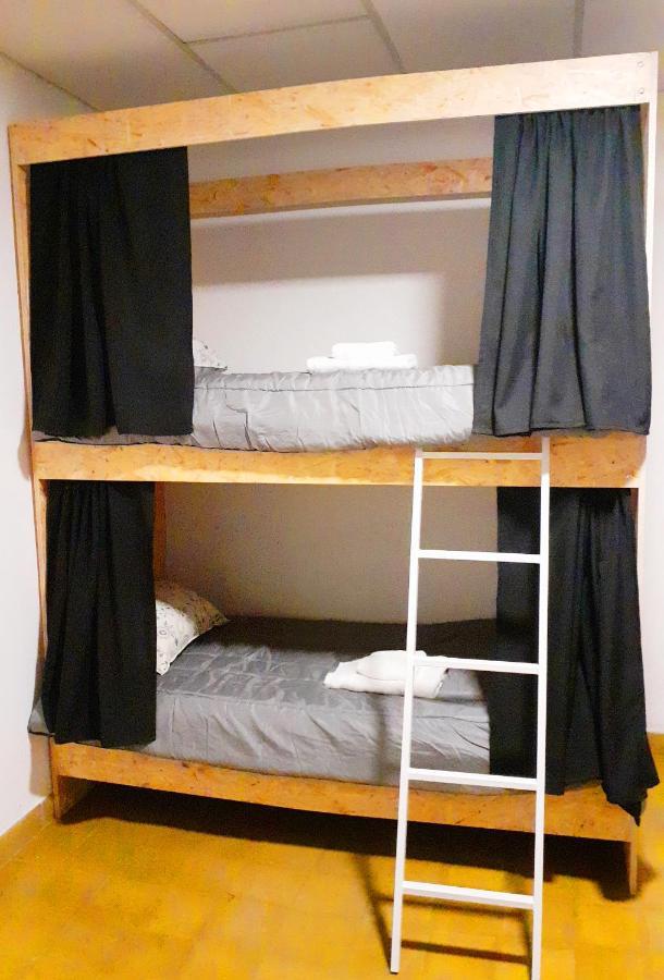 Oliwine Hostel Майпу Экстерьер фото